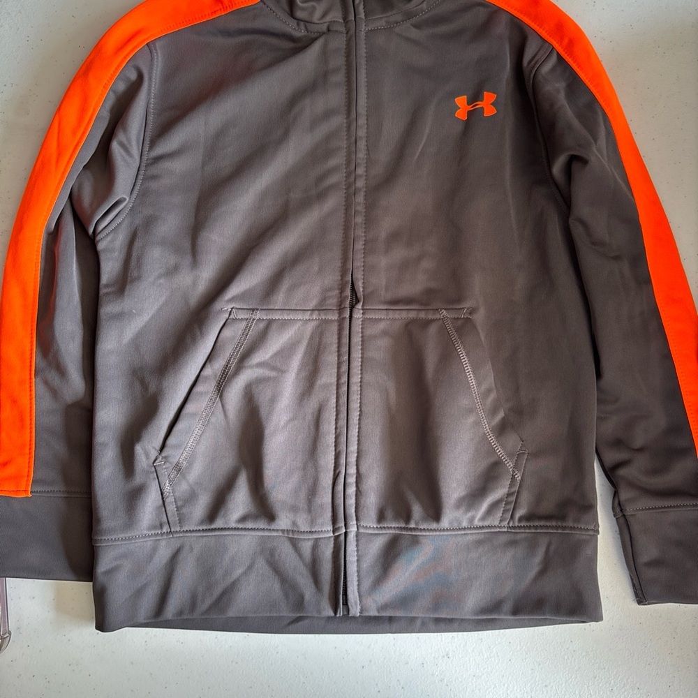 Under Armour Gray Zip-Up Jacket youth size 5